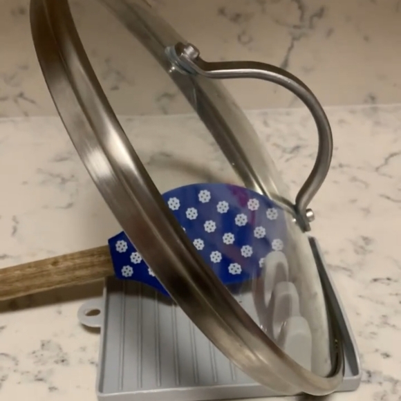 - White Utensil & Lid Holder - New - Picture 8 of 15